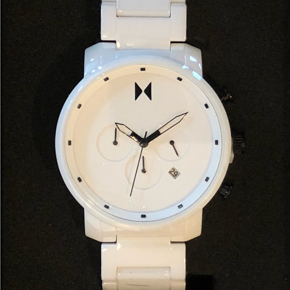 NEW MVMT Chrono Ceramic white watch